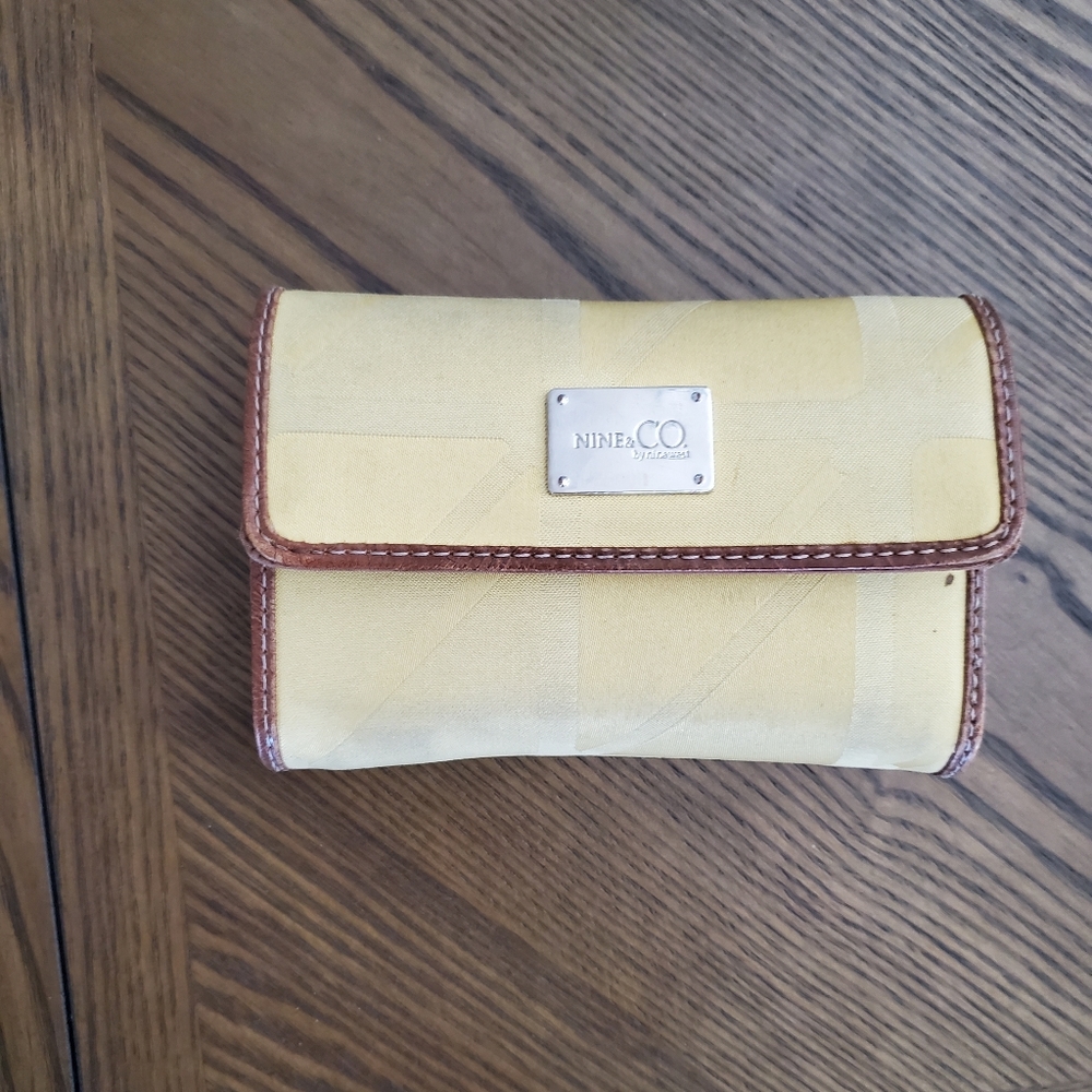 Yellow wallet nine & co wallet